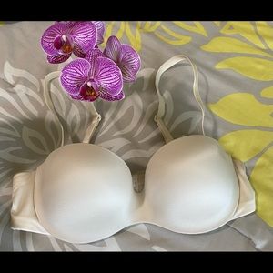 Women’s push up bra